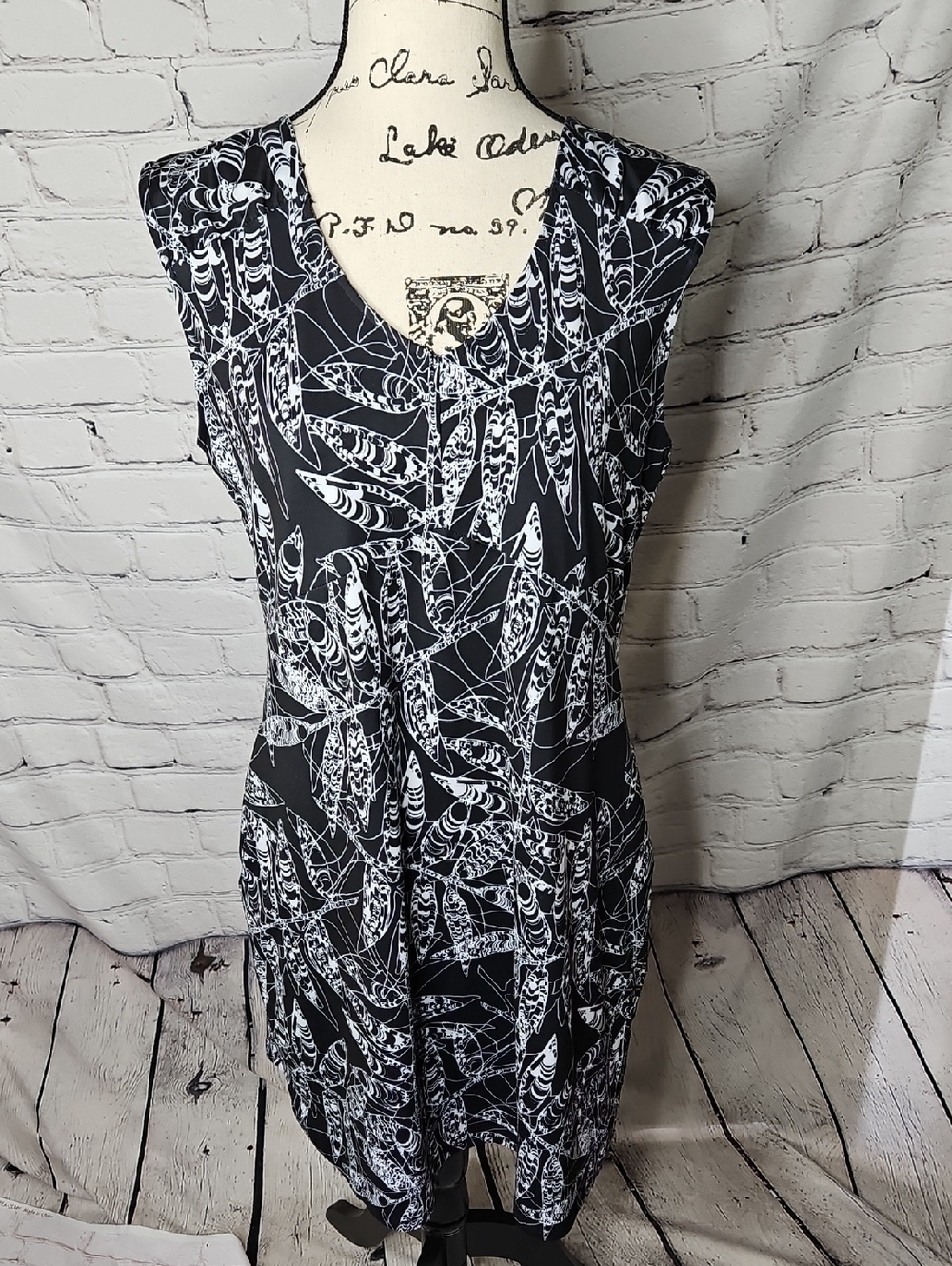 Reel Legends Black/White Leaf Print Twist Back Sleeveless Dress Size Medium